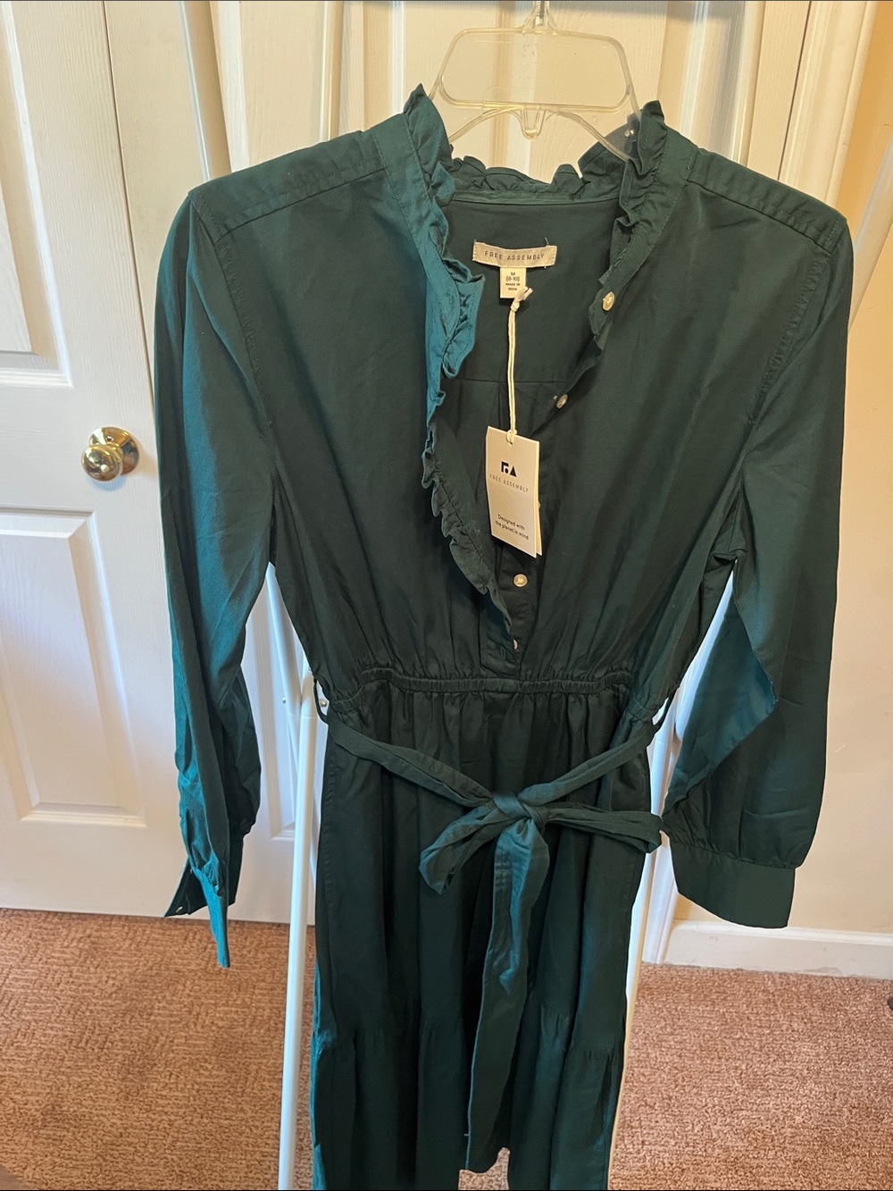Women’s Ruffled Collar Midi Dress in Teal PTP 20” W/ Pockets L 46”